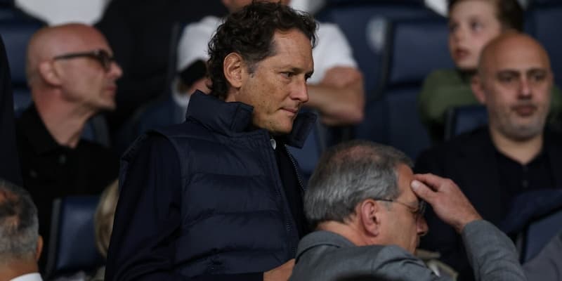 Nelle mani di Elkann