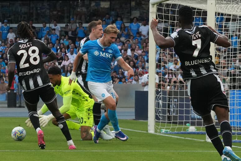 Serie A: Napoli-Udinese 1-0